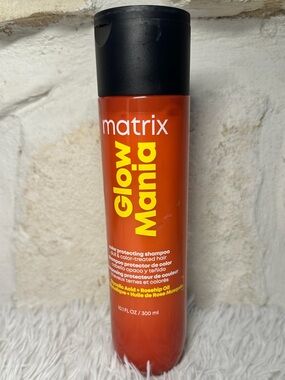 ⭐ BRAND NEW Matrix Glow Mania Color Protecting Shampoo